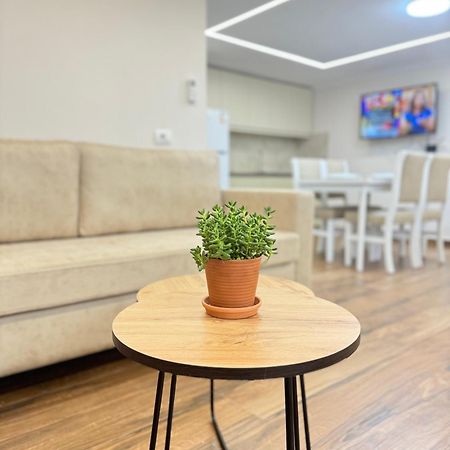 Flors Apartments Durrës Eksteriør bilde