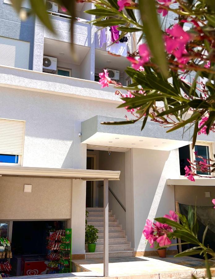Flors Apartments Durrës Eksteriør bilde