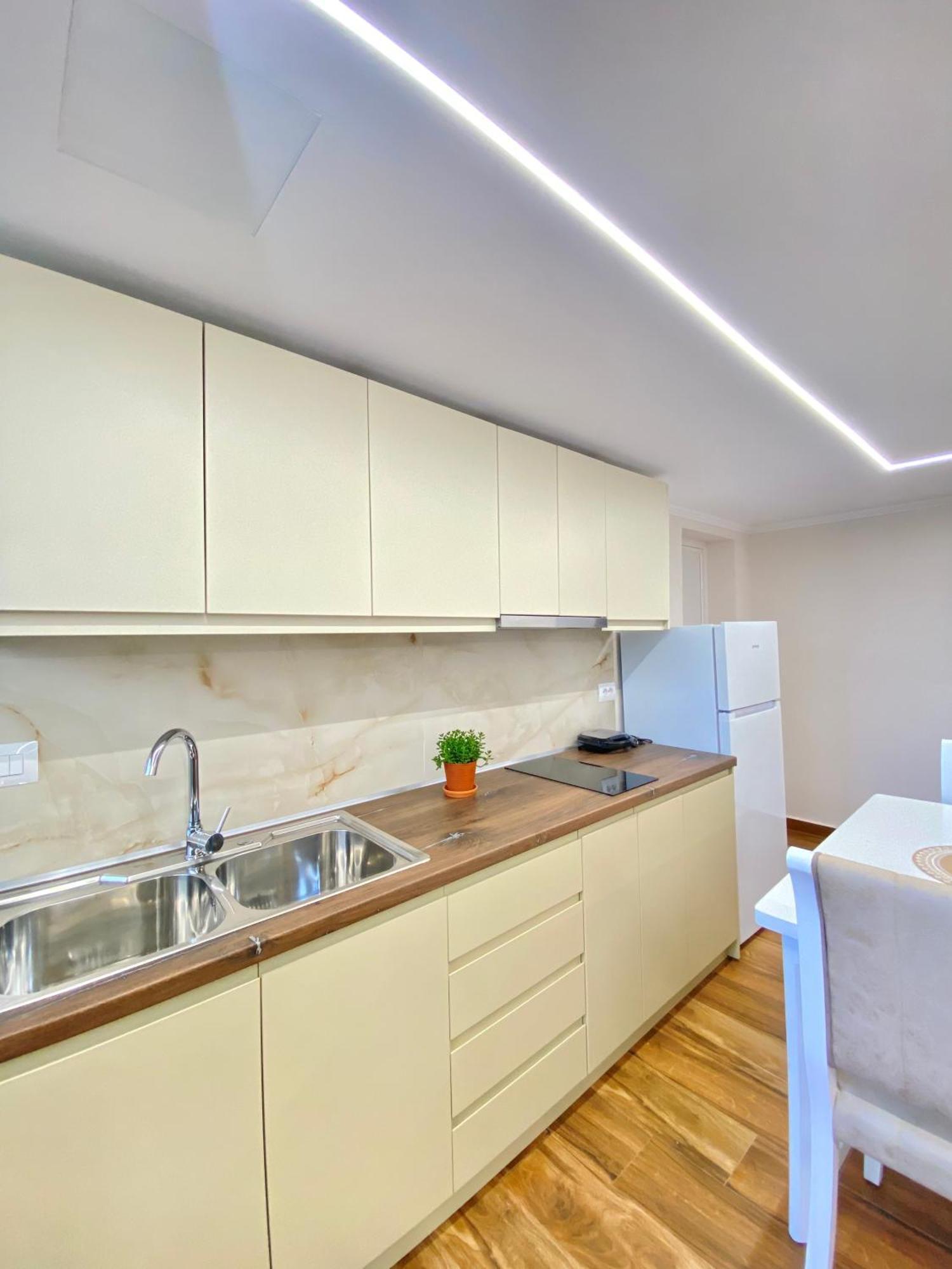 Flors Apartments Durrës Eksteriør bilde